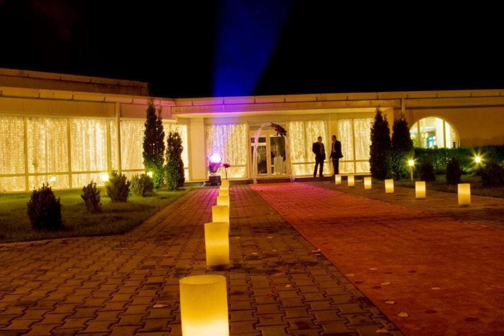 Hotel Star Piteşti Exterior foto