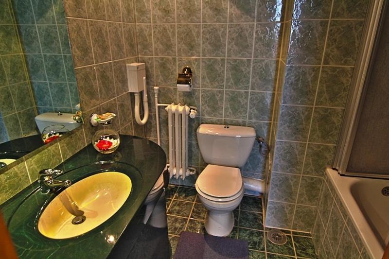 Hotel Star Piteşti Zimmer foto